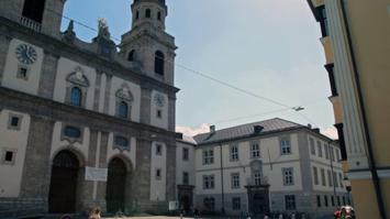 Karl-Rahner-Platz 1 und Jesuitenkirche