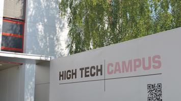 Haupteingang zum High Tech Campus