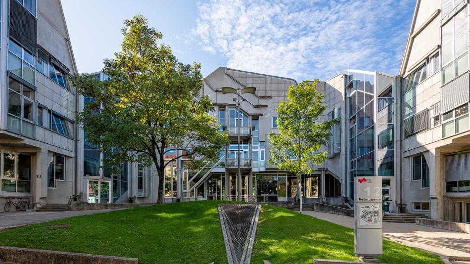 TU Graz Petersgasse 10-12