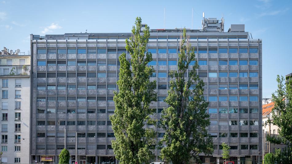 Gebäude Untere Donaustraße 11