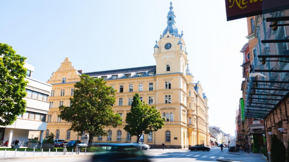 MCI Campus Technologie & Life Sciences (Maximilianstraße 2)