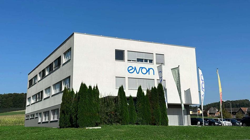 Evon Hauptgebäude