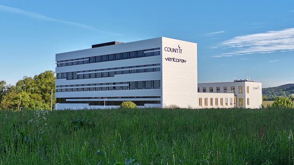 Topmoderner Neubau der COUNT IT Group am Firmensitz in Hagenberg