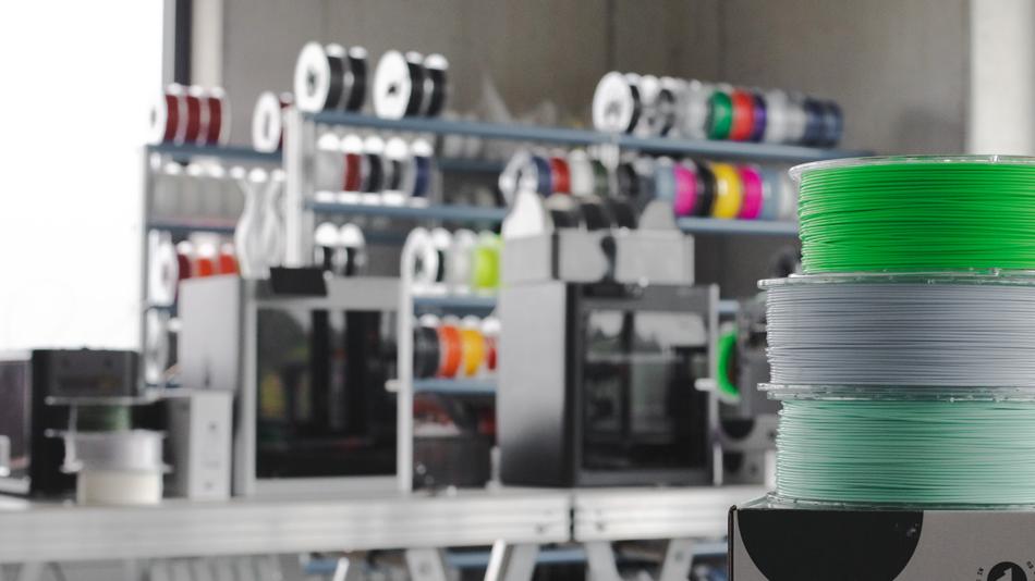 Filamentproduktion für den 3D-Druck bei Extrudr.