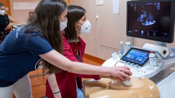 Schwangerenmedizin und Geburtshilfe – Wie man mit dem 3D Ultraschall das ungeborene Kind untersuchen kann