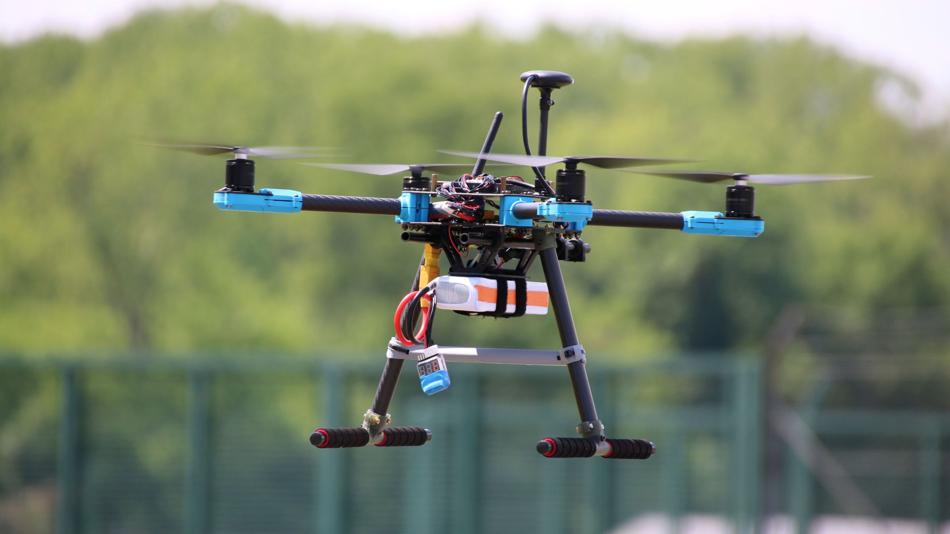 Fliegende Drohne