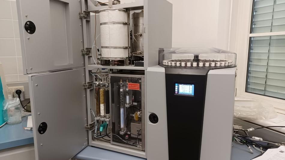 Messgerät für Kohlenstoff und Stickstoff