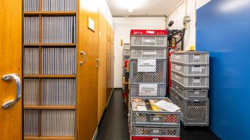 Ein Blick in den übersiedelnden Archivraum