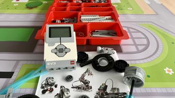 Lego Mindstorms Bausatz mit Box