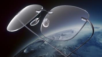 Titan Minimal Art Modell vor Space-Hintergrund