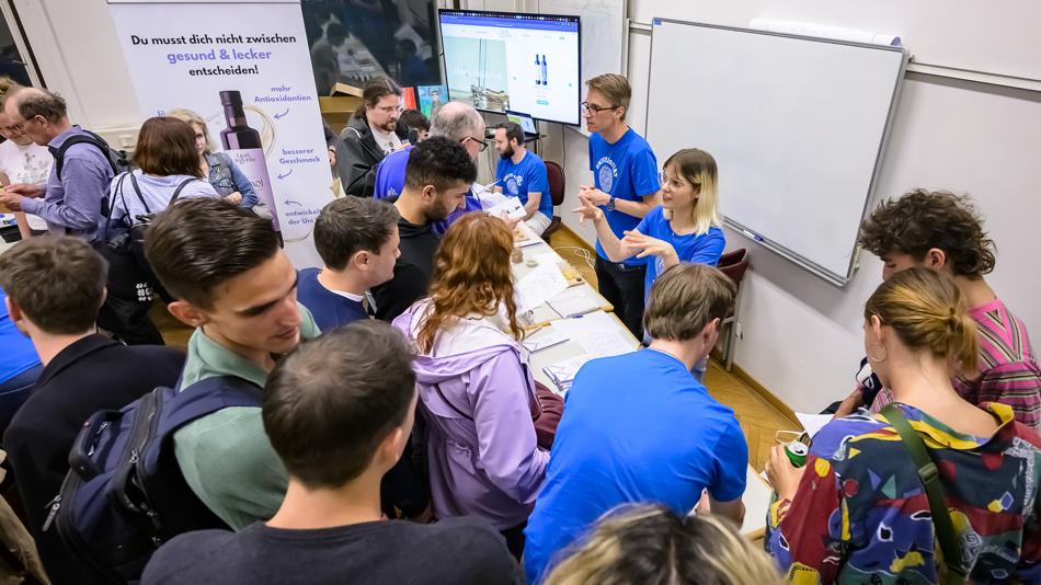 Foto von der Station bei der Langen Nacht der Forschung 2024