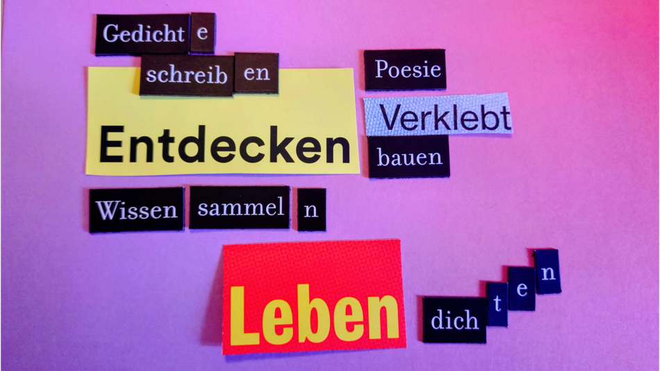 Collage aus Wörtern