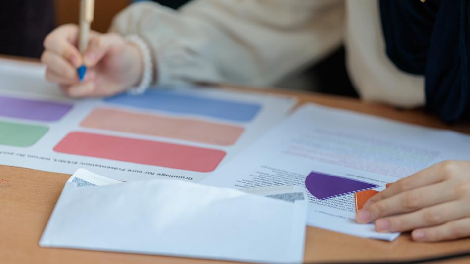 Sich spielerisch mit ethischen Dilemmata auseinandersetzen