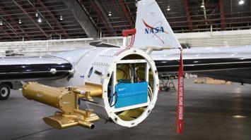 Flugzeug mit Messstation