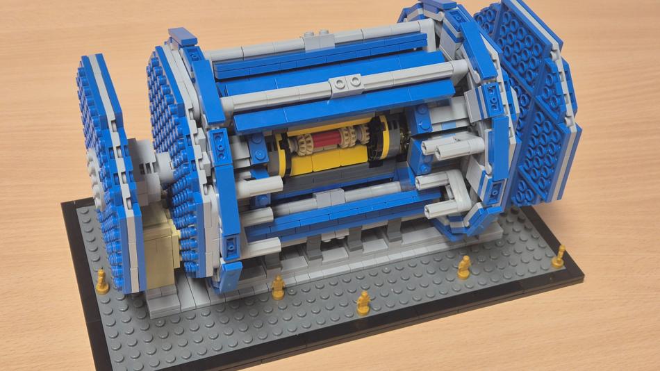 Nachbau von ATLAS aus Lego