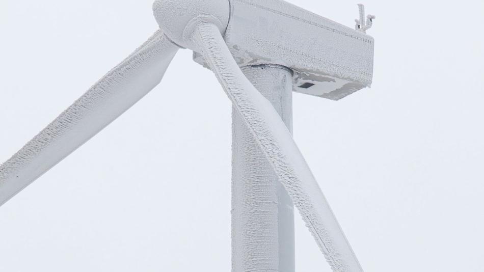 Windrad mit Vereisung