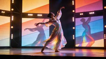 Tanzchoreographie mit Lichtinstallation