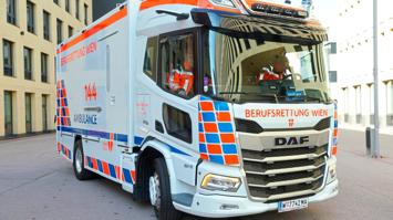 Bettenintensivtransporter der Berufsrettung Wien