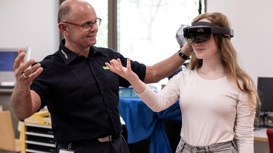 Erfahren Sie bei der Station mehr über die Möglichkeiten für die Zukunft durch IT