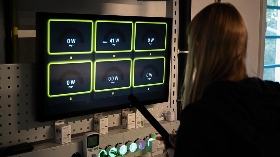 Im Energy Awareness Lab der GRAND GARAGE wird das Thema Energie interaktiv erlebbar