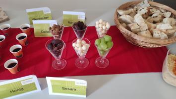 Speisen und Getränke