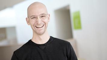 Portrait von Bernhard Scharl