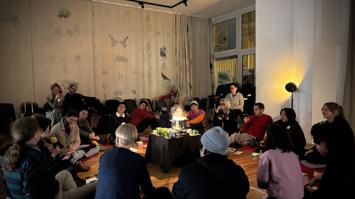 Mai Ling: Sharing Notes