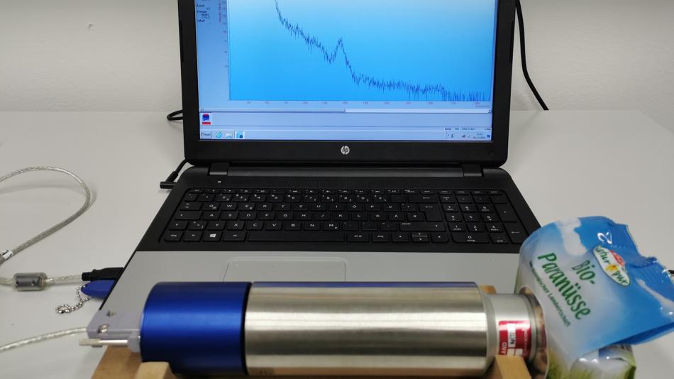 Computer mit Nüssen