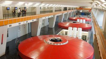 Kraftwerkshalle im Kraftwerk Ybbs-Persenbeug