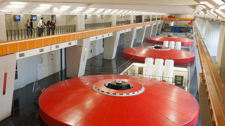 Kraftwerkshalle im Kraftwerk Ybbs-Persenbeug