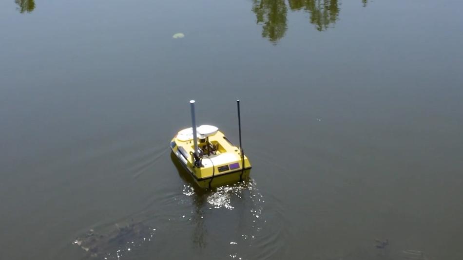 Ferngesteuertes Boot für Vermessungsaufgaben