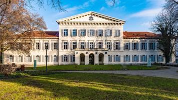 Palais Meran Parkseite