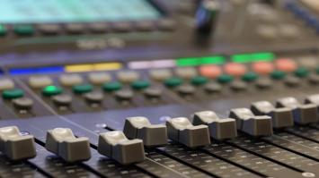 Spuren vermischen Mischpult