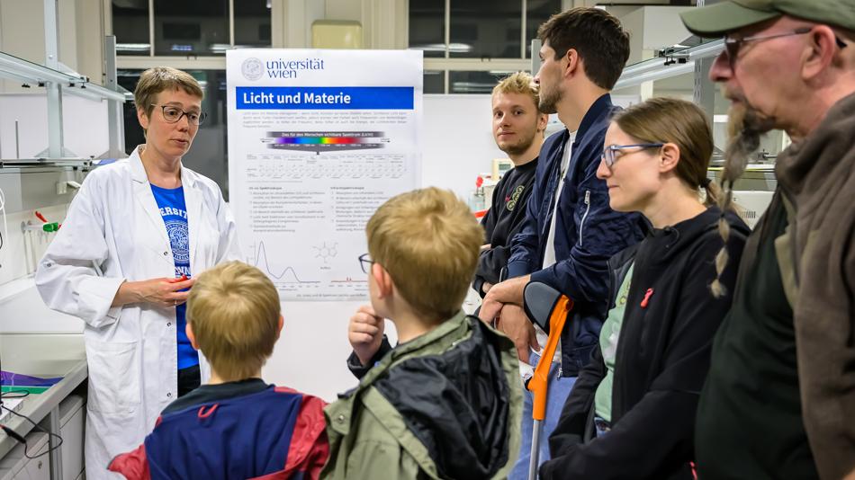 Foto von der Station bei der Langen Nacht der Forschung 2024